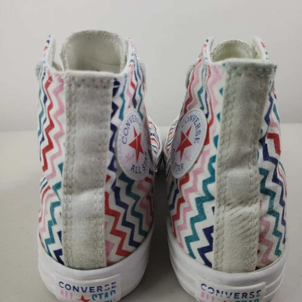 Converse chuck Taylor All-Star sz 2 youth Kids